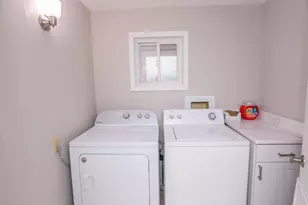 145 Colton Rd, Columbus, OH 43207 - Photo 13