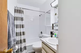 586 Pamlico St, Columbus, OH 43228 - Photo 21