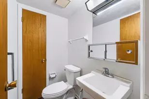 586 Pamlico St, Columbus, OH 43228 - Photo 15