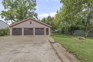 519 E Main St, Hebron, OH 43025 - Photo 33