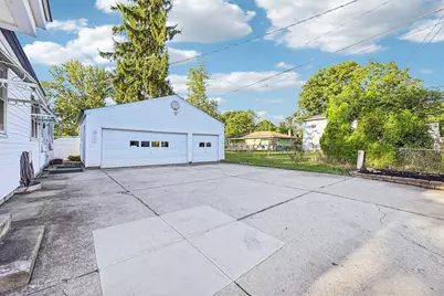 5595 Karl Road, Columbus, OH 43229 - Photo 39