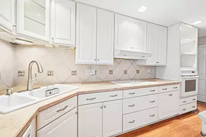 5595 Karl Road, Columbus, OH 43229 - Photo 13