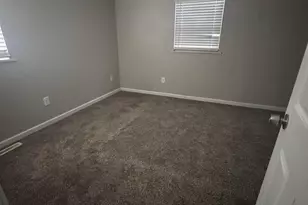 4247 Arbury Ln, Columbus, OH 43224 - Photo 5