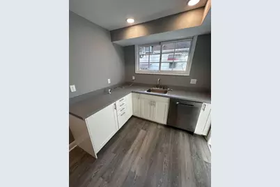 1066 E 17th Avenue, Columbus, OH 43211 - Photo 5