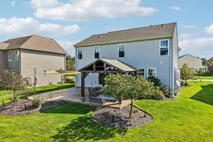 1704 W Ash Dr, Avon, OH 44011 - Photo 41