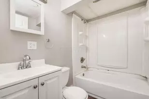 21 Benfield Ave, Columbus, OH 43207 - Photo 15