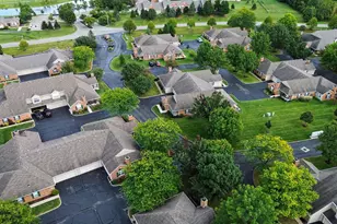 465 Chardonnay Ln, Lewis Center, OH 43035 - Photo 43