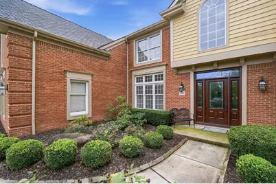6177 Heritage Lakes Drive, Hilliard, OH 43026 - Photo 5