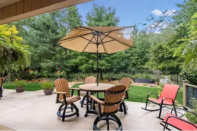 8185 Linden Leaf Circle, Columbus, OH 43235 - Photo 11