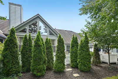 6423 Upper Lake Circle, Westerville, OH 43082 - Photo 3