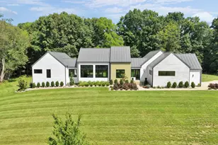 104 Apple Valley Ln, Granville, OH 43023 - Photo 1