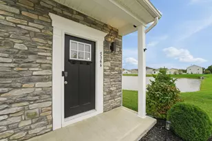 5366 Shannon Square Dr, Canal Winchester, OH 43110 - Photo 5