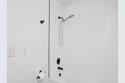5844 Hallridge Circle #B, Columbus, OH 43232 - Photo 5