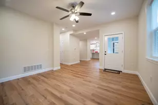 2689 Abington Rd, Columbus, OH 43231 - Photo 9