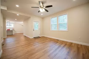 2689 Abington Rd, Columbus, OH 43231 - Photo 9