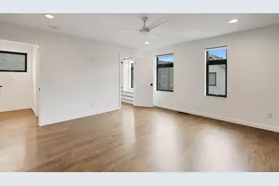 248 E 4th Avenue, Columbus, OH 43201 - Photo 23