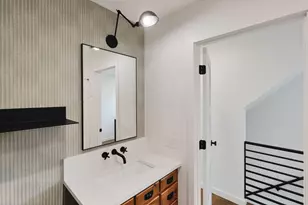 248 E 4th Ave, Columbus, OH 43201 - Photo 31