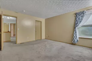 5901 Stillponds Pl, Columbus, OH 43228 - Photo 27