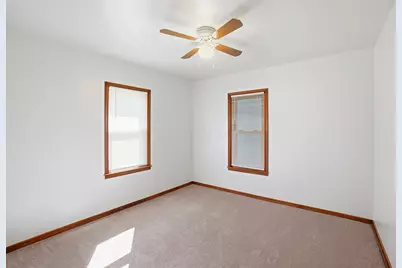 120 Jefferson Street, Mount Sterling, OH 43143 - Photo 17