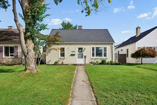 598 E Beechwold Blvd, Columbus, OH 43214 - Photo 1