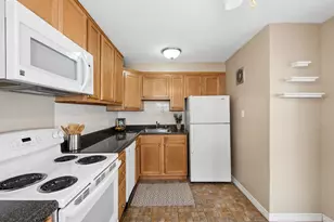 598 E Beechwold Blvd, Columbus, OH 43214 - Photo 11