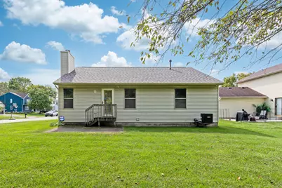4666 Burkeshire Drive, Columbus, OH 43232 - Photo 35