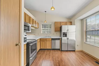 4666 Burkeshire Drive, Columbus, OH 43232 - Photo 7