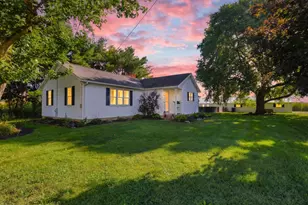 11308 Lovers Ln, Mount Vernon, OH 43050 - Photo 1