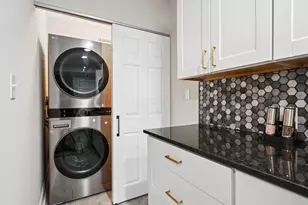 1133 Wilson Ave, Columbus, OH 43206 - Photo 17