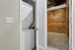 544 S Front St, Columbus, OH 43215 - Photo 25