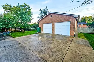 2615 Kingston Ave, Grove City, OH 43123 - Photo 3