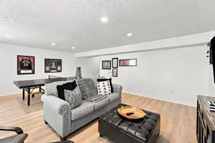 6489 Hermitage Dr, Westerville, OH 43082 - Photo 41