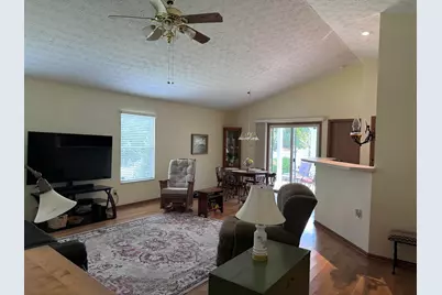 1610 Sapphire Drive, Grove City, OH 43123 - Photo 7