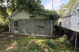 1789 Goethe Ave, Columbus, OH 43207 - Photo 13