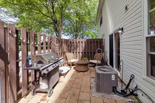 5838 Edge of Village, Westerville, OH 43081 - Photo 27