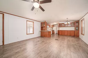 985 Scarlett Ln, Obetz, OH 43207 - Photo 9