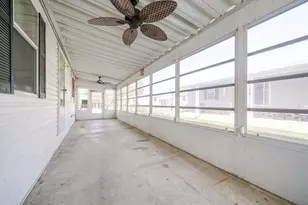 985 Scarlett Ln, Obetz, OH 43207 - Photo 49