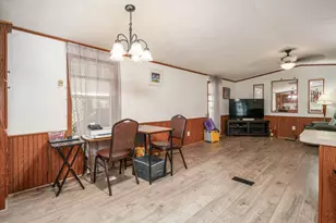 985 Scarlett Ln, Obetz, OH 43207 - Photo 17