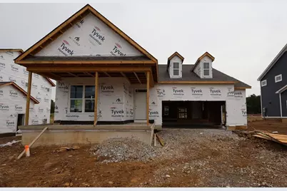 540 Creekside Loop S, Pataskala, OH 43062 - Photo 1