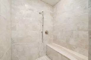 1 Miranova Pl, Columbus, OH 43215 - Photo 23