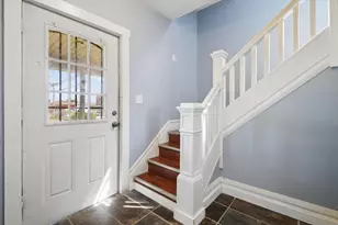 1677 Genessee Ave, Columbus, OH 43211 - Photo 3