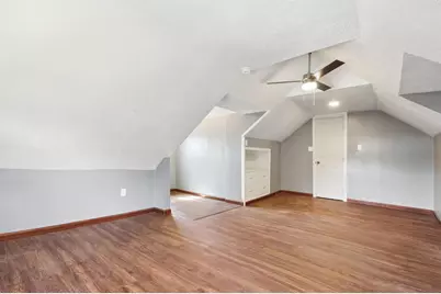 1677 Genessee Avenue, Columbus, OH 43211 - Photo 19