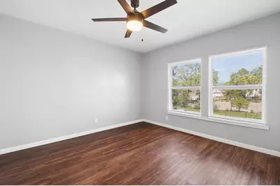 1677 Genessee Avenue, Columbus, OH 43211 - Photo 13