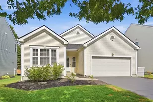 5922 Bucksburn Dr, Galloway, OH 43119 - Photo 3