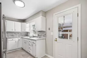 226 E Beechwold Blvd, Columbus, OH 43214 - Photo 19
