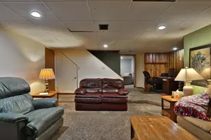 714 Island Ct, Columbus, OH 43214 - Photo 31