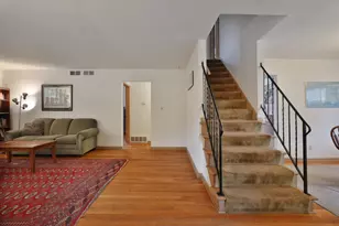 714 Island Ct, Columbus, OH 43214 - Photo 7