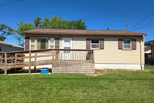 719 Roanoke St, Crestline, OH 44827 - Photo 1