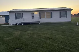9015 Township Road 36 NW, Somerset, OH 43783 - Photo 1