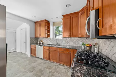 179 N Cassingham Road, Columbus, OH 43209 - Photo 19